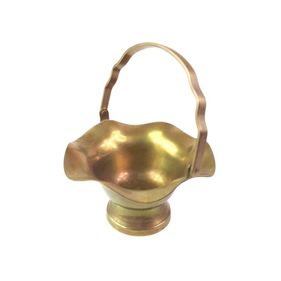 Vintage Brass Basket with Handle Scalloped Rim Design Home Decoration 5"… - Picture 3 of 11